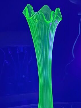 Vintage Green Uranium Glass Swung Bud Vase Ribbed Body With Fluted Top